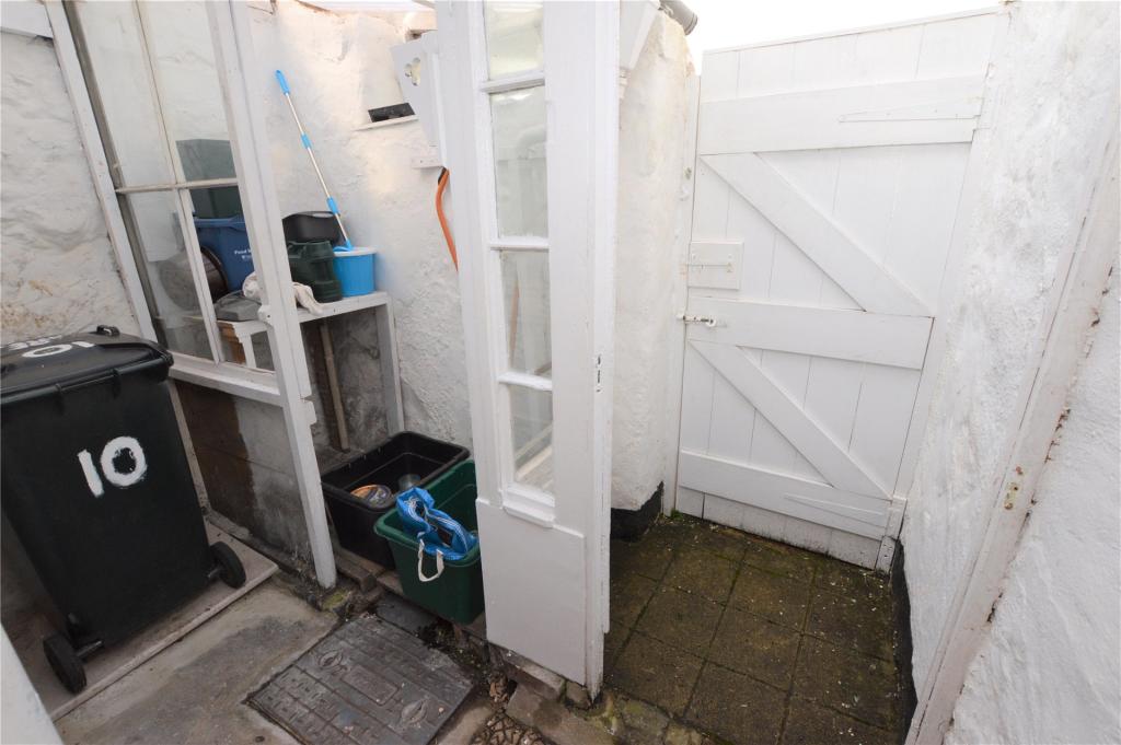Rear Courtyard