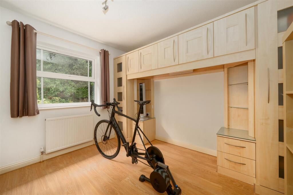 Bedroom2.jpg