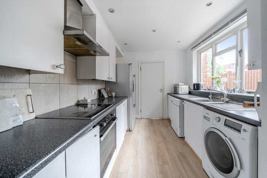 1329475-11-6883a1...