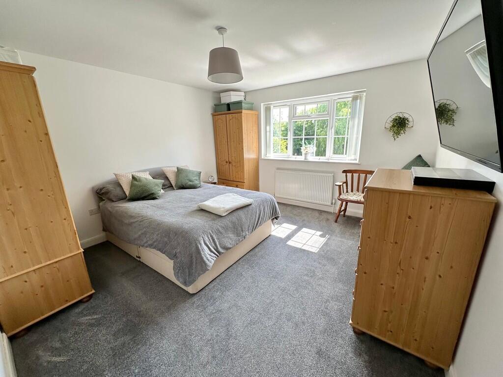 IMG-20250520-WA00...