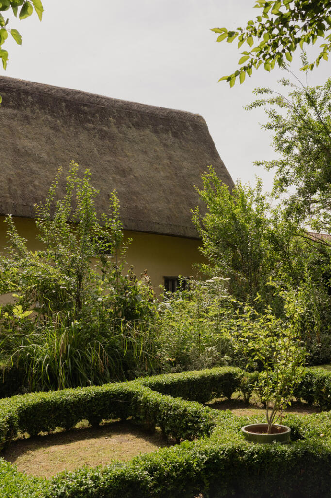 294348 - Tanyard Farmhouse, Great Ellingham-76.jpg