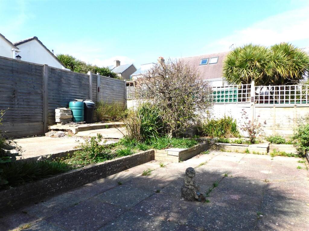 15 WO Garden NEW.JPG