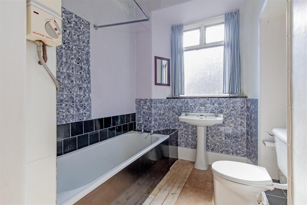 Bathroom-1.jpg