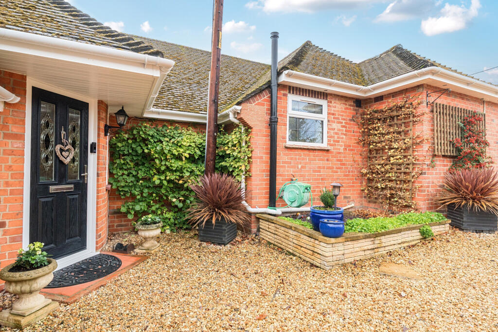 1370642-39-68fa20...