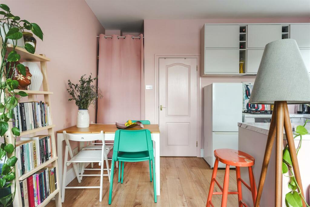 338 Mare Street-3.jpg