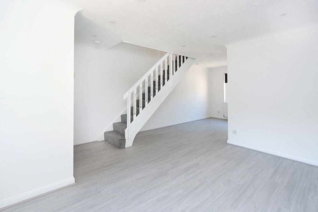 Lrg_6 Browns Close 0035