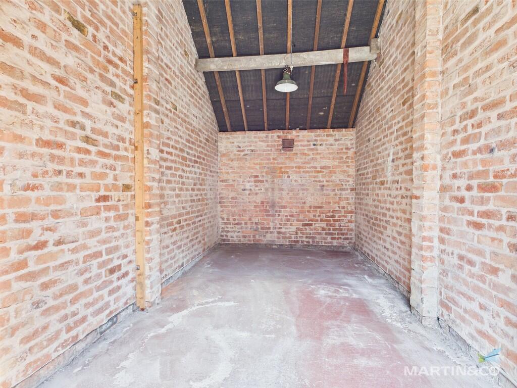 CAM03111G0-PR0323...