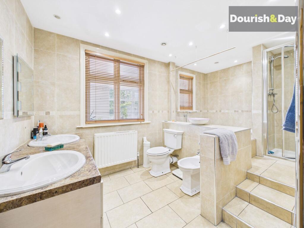 Ground Floor Bathroom