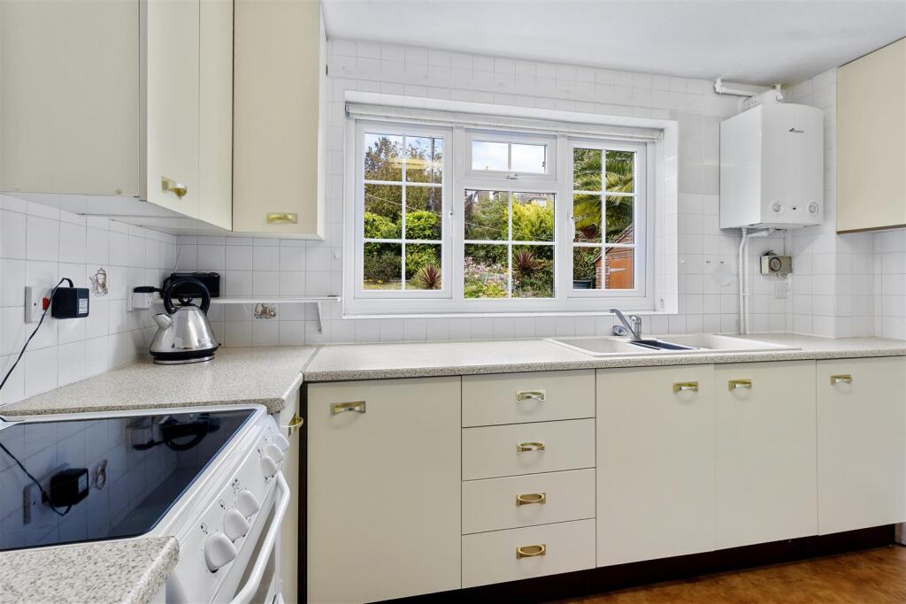 kitchen #3.jpg