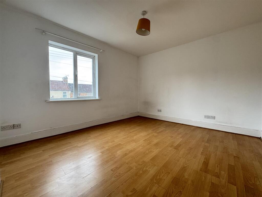 Photo 27-08-2025, 12 14 59 (1).jpg