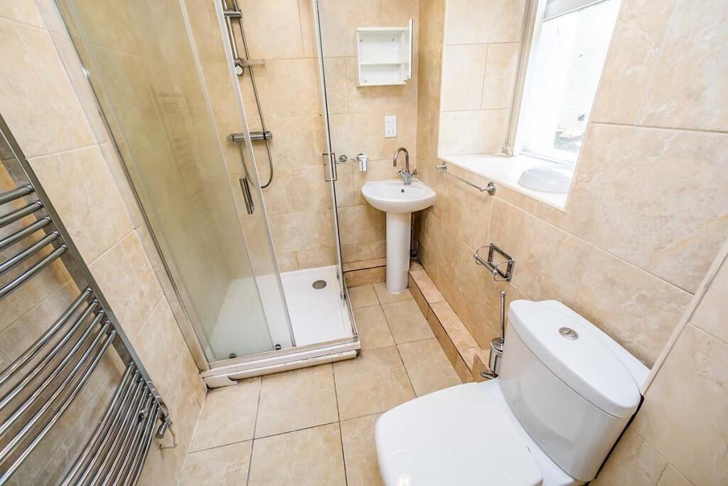Ensuite