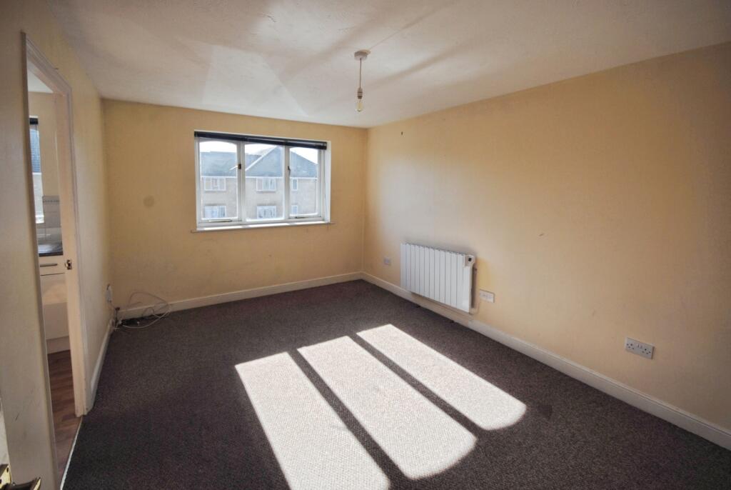 pbox-bedroom-347391.JPG