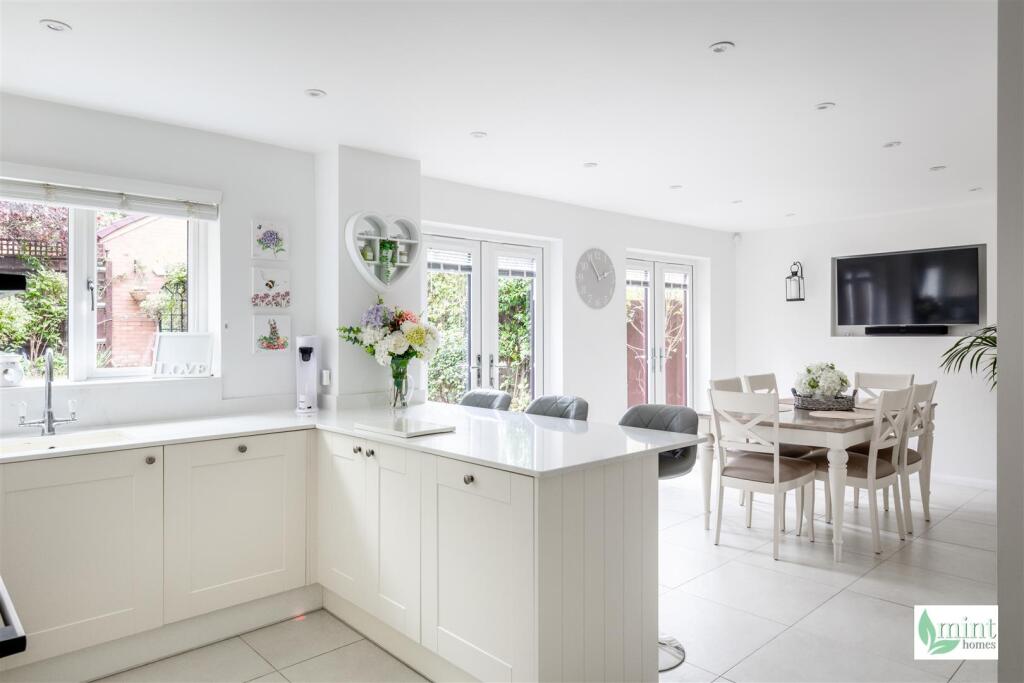 Watermark - 24 Palmer Crescent-32.jpg