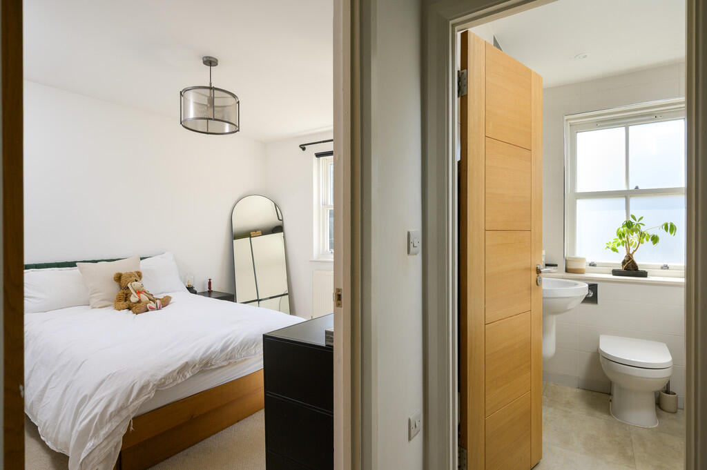 79 Upper East Hay...