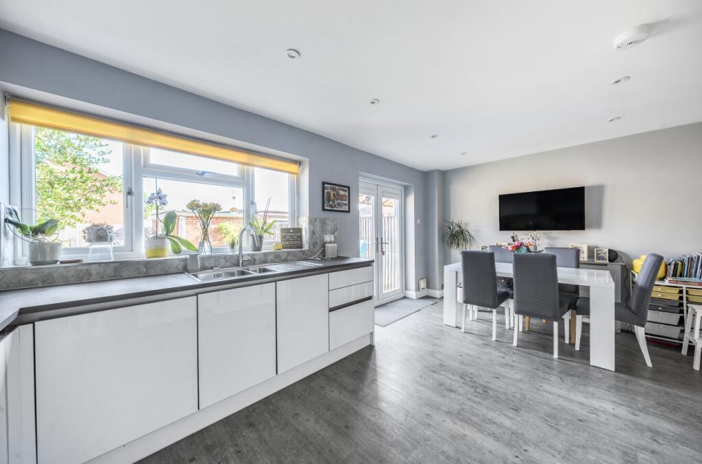 1333572-2-6891cd2...