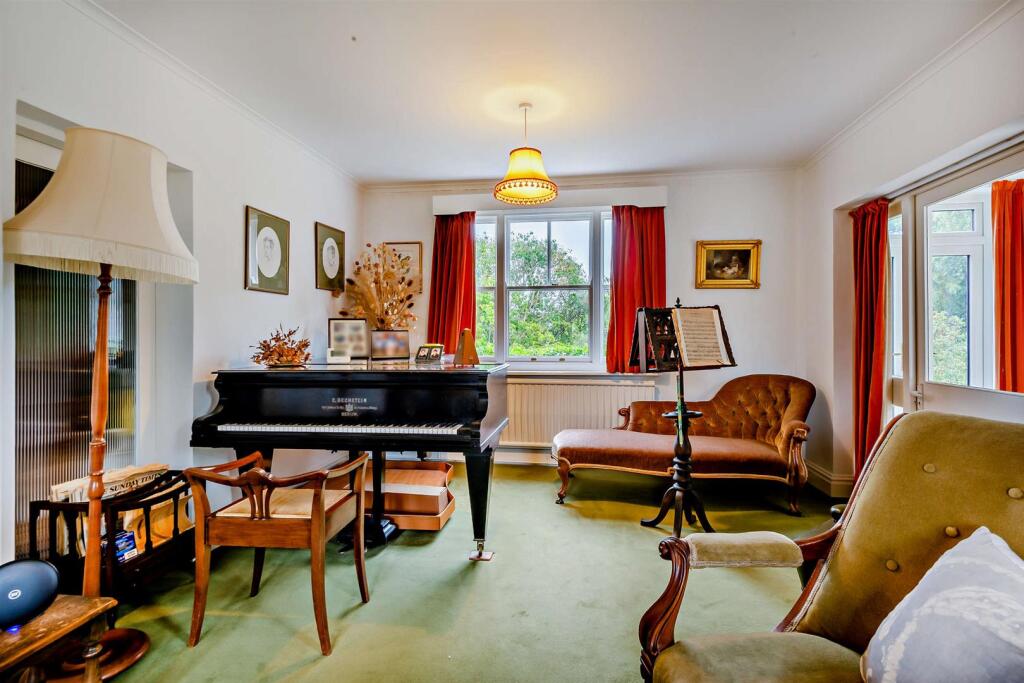 8618337-interior04-8