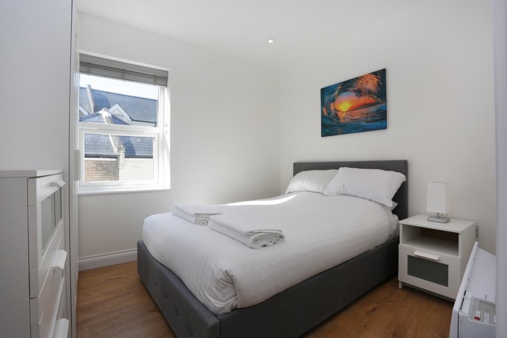 bedroom.jpg