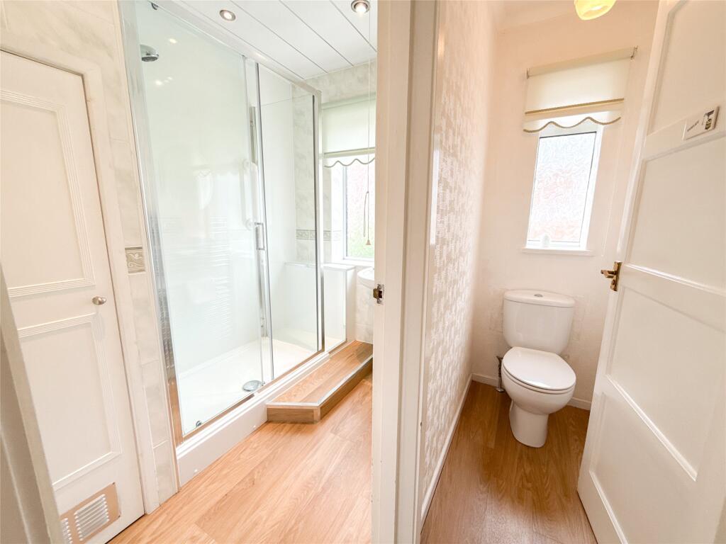 Shower Room &amp; Wc