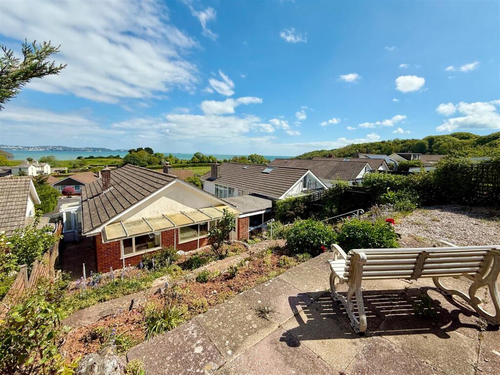 Rear Left Quarter.JPG