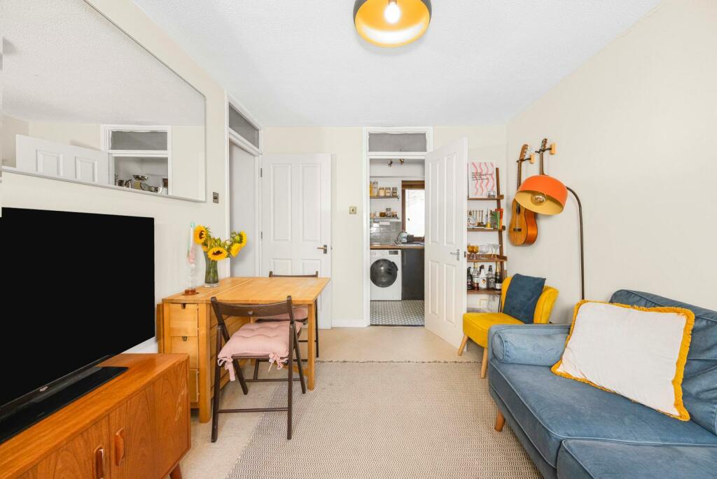Reception Room 2.jpeg