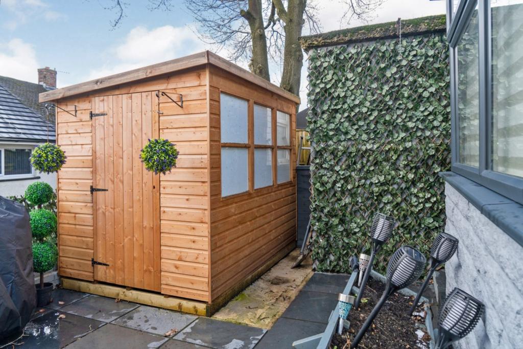 Shed