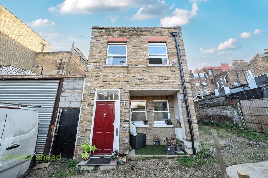 c2b68118-b9f2-453...