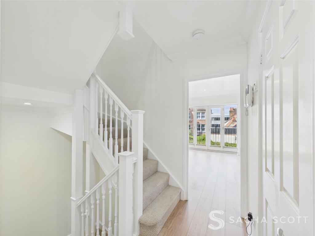 1st Floor Landing
