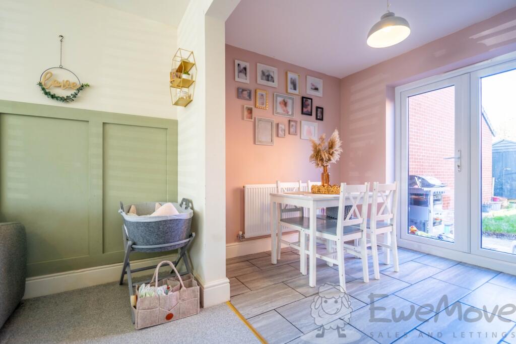 Lounge into Kitchen-Diner