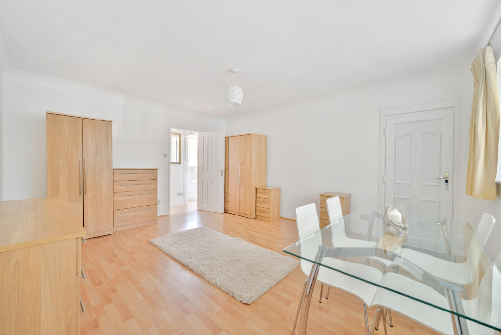 1307122-11-684fe5...