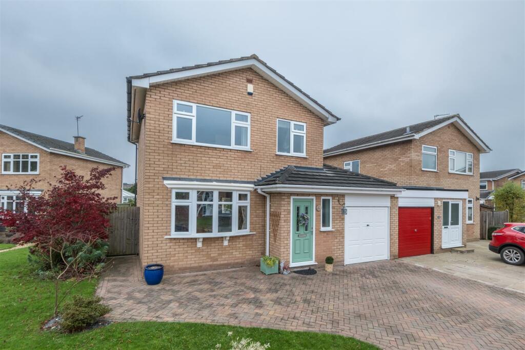 4 Oaktree Close-033.jpg