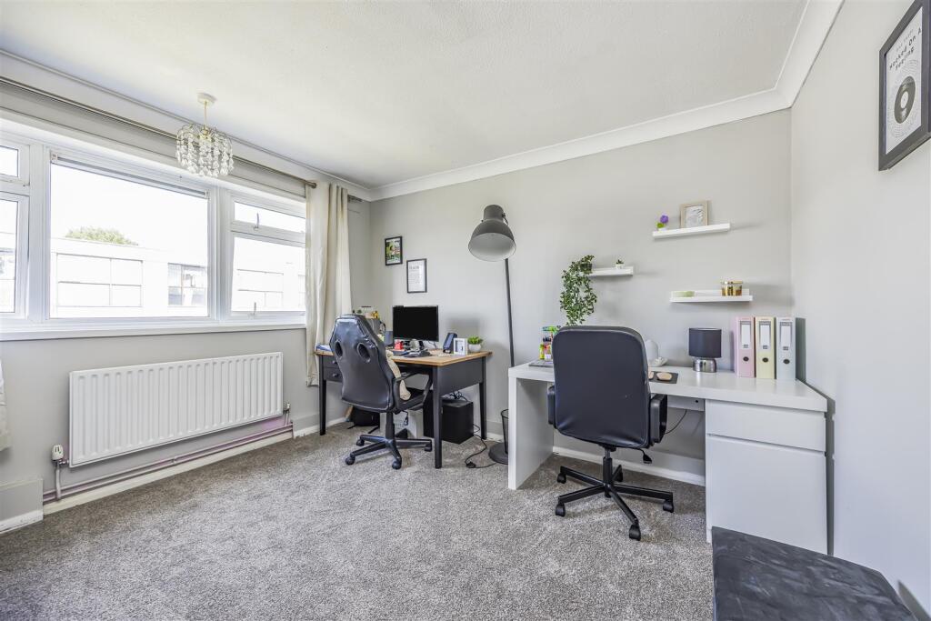 Flat 6 Gosport House, Prospect Lane, Havant-Portic