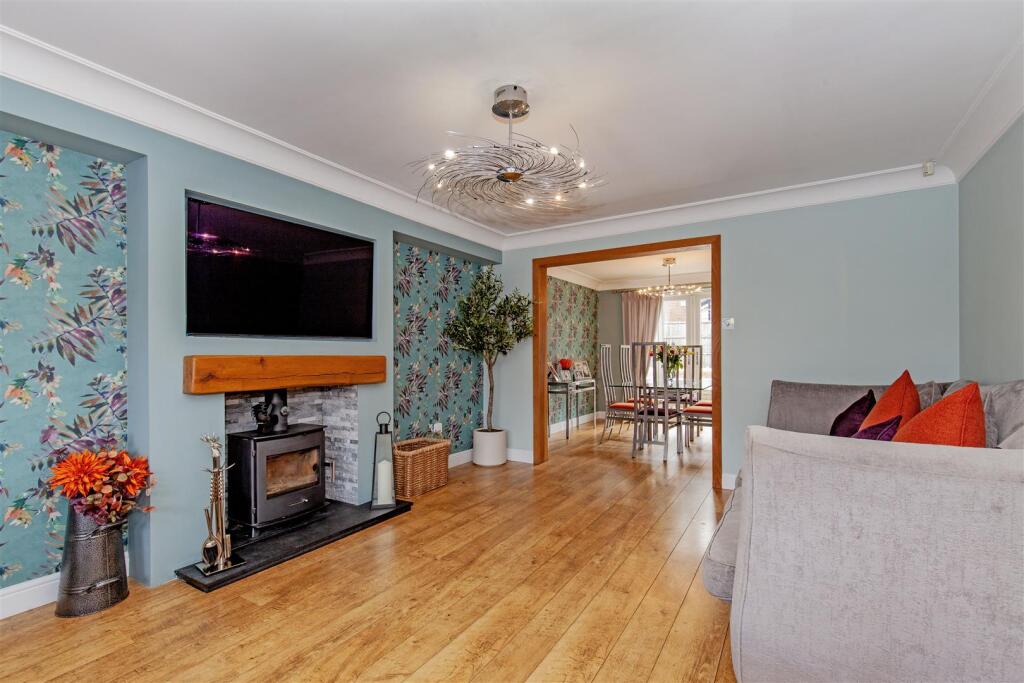 Reception Room-2.jpg