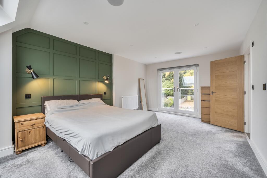 Master bedroom 2
