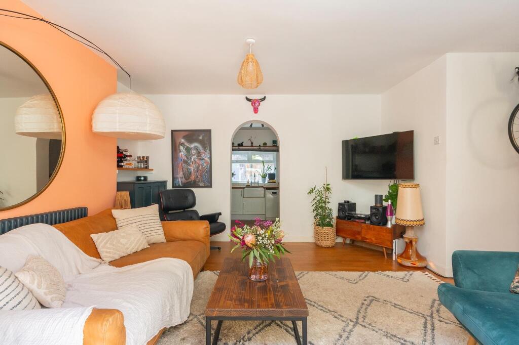 1S5L1CM - Reception Room C.jpg