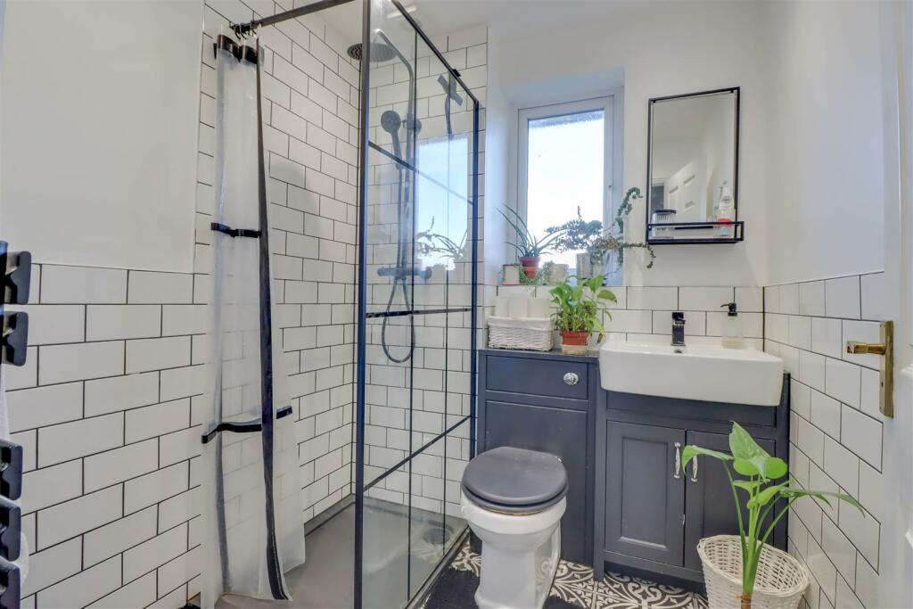 30 FLETCHER DRIVE INSIDE-7.jpg