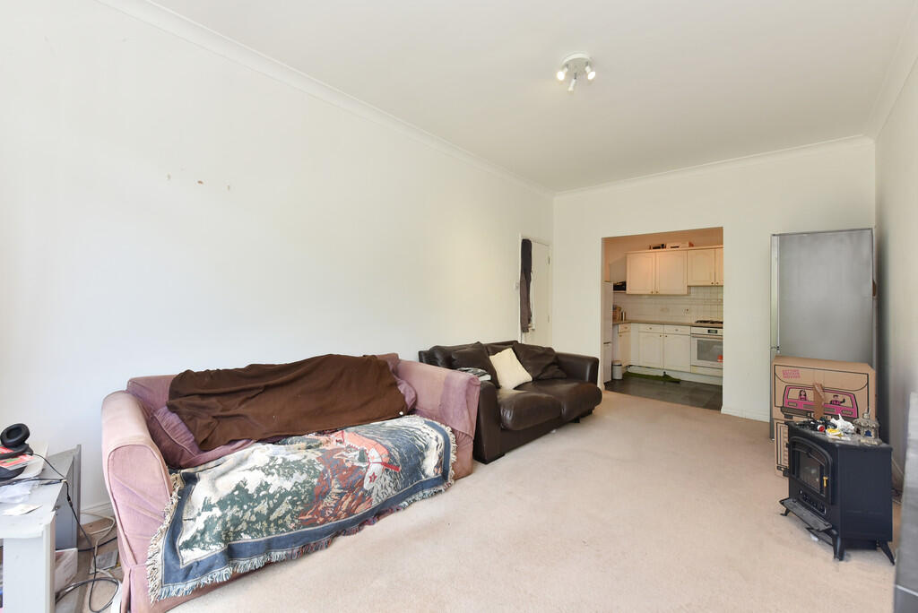 Flat 50 Empire Wh...