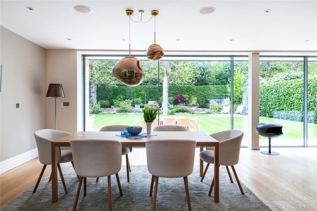 Dining  Area