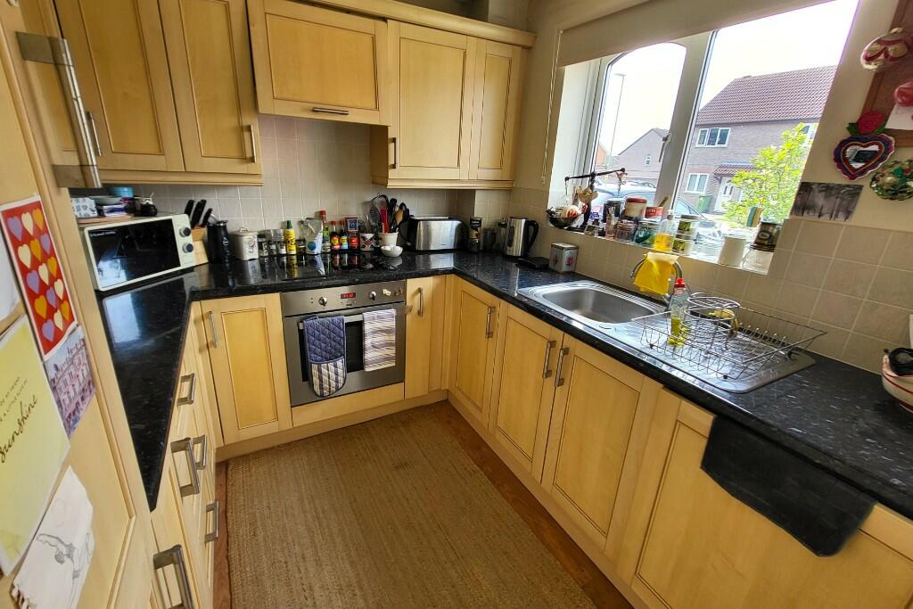 Fitted Kitchen (2) 