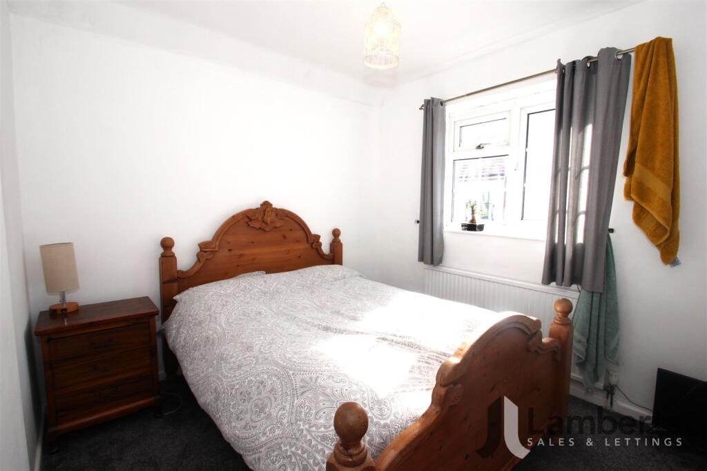 BED 1.JPG