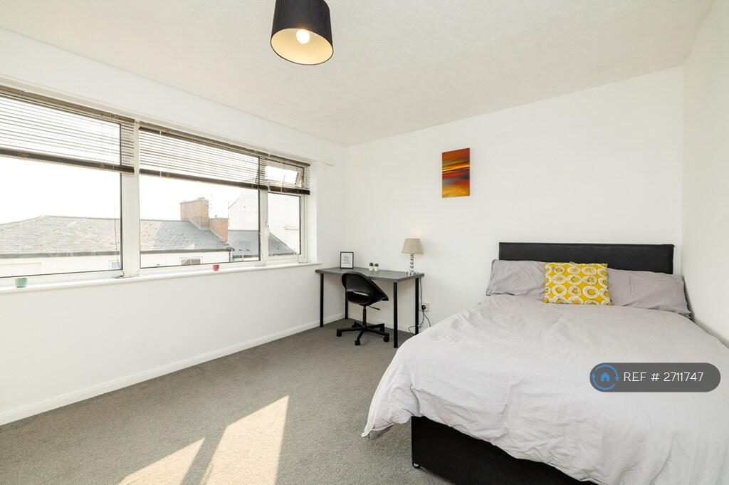 Large Double Room