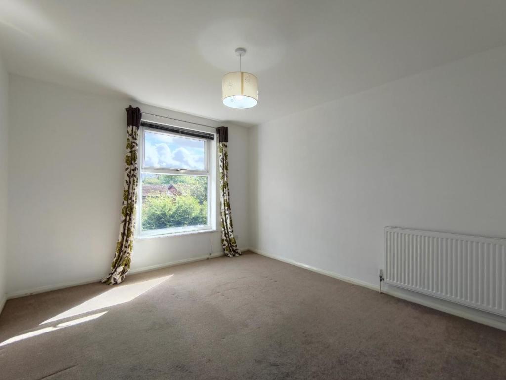 Bedroom 2 Aspect 2