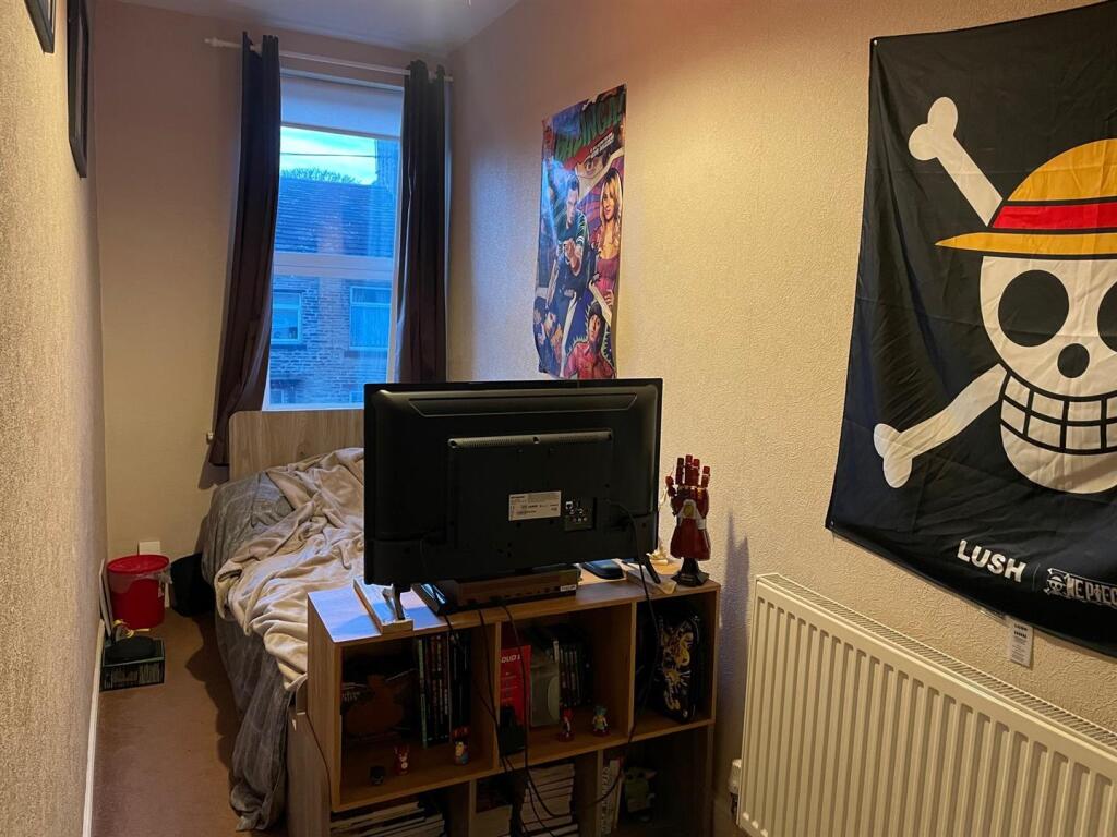 Bedroom 3.jpg