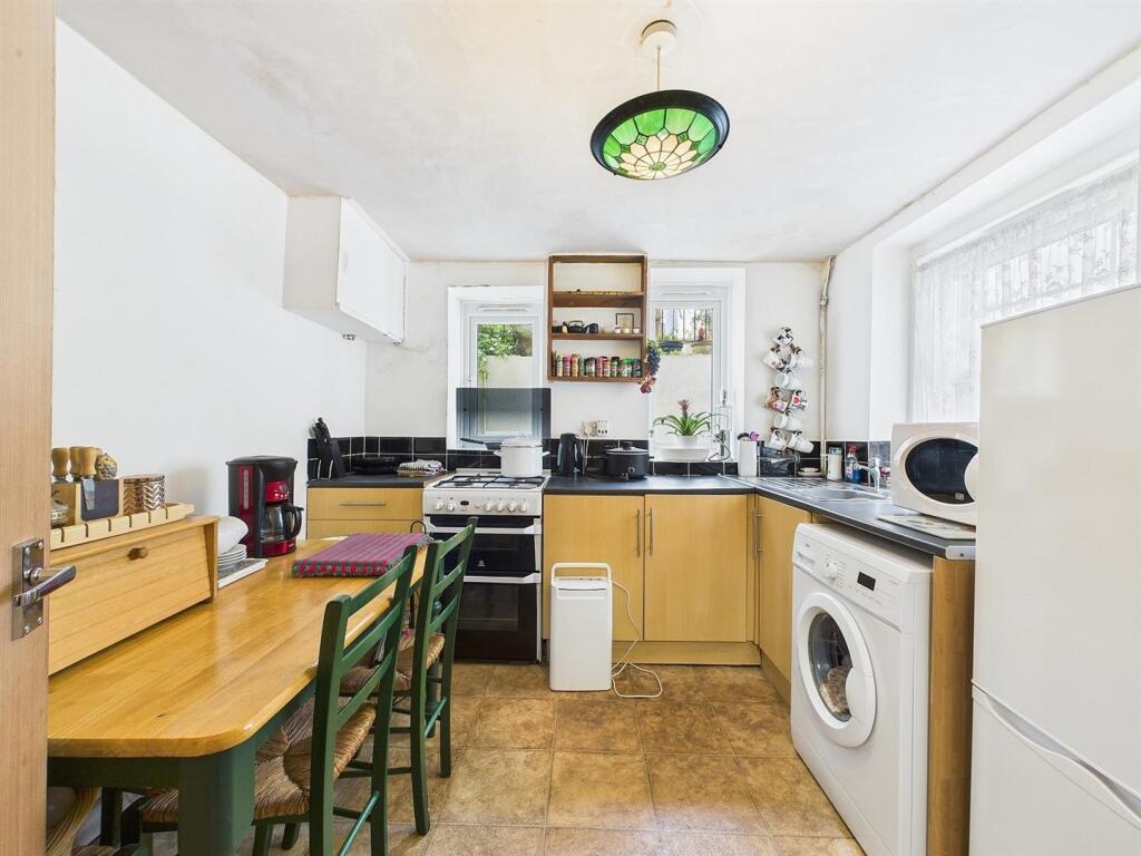 7 - Freehold Investment in Redland - For Sale by A