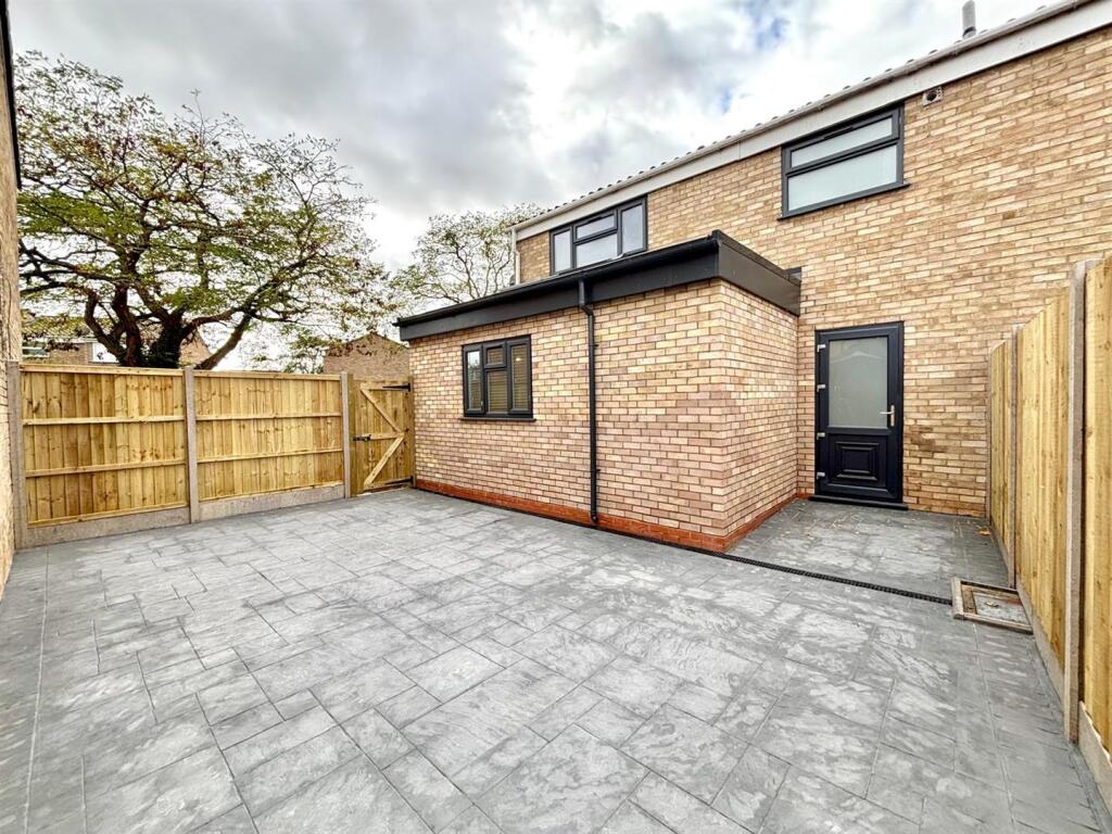 WhatsApp Image 2025-10-25 at 12.55.09_2f64e645.jpg