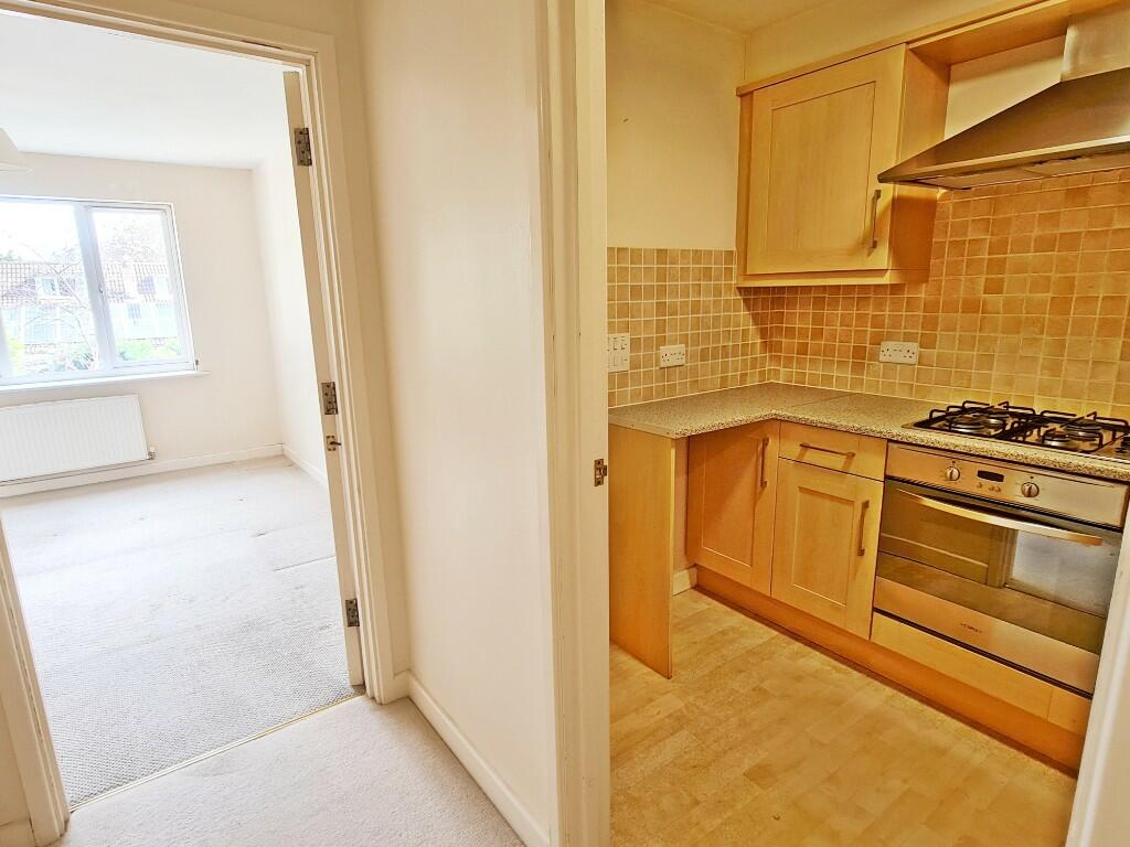 Kitchen to Lounge