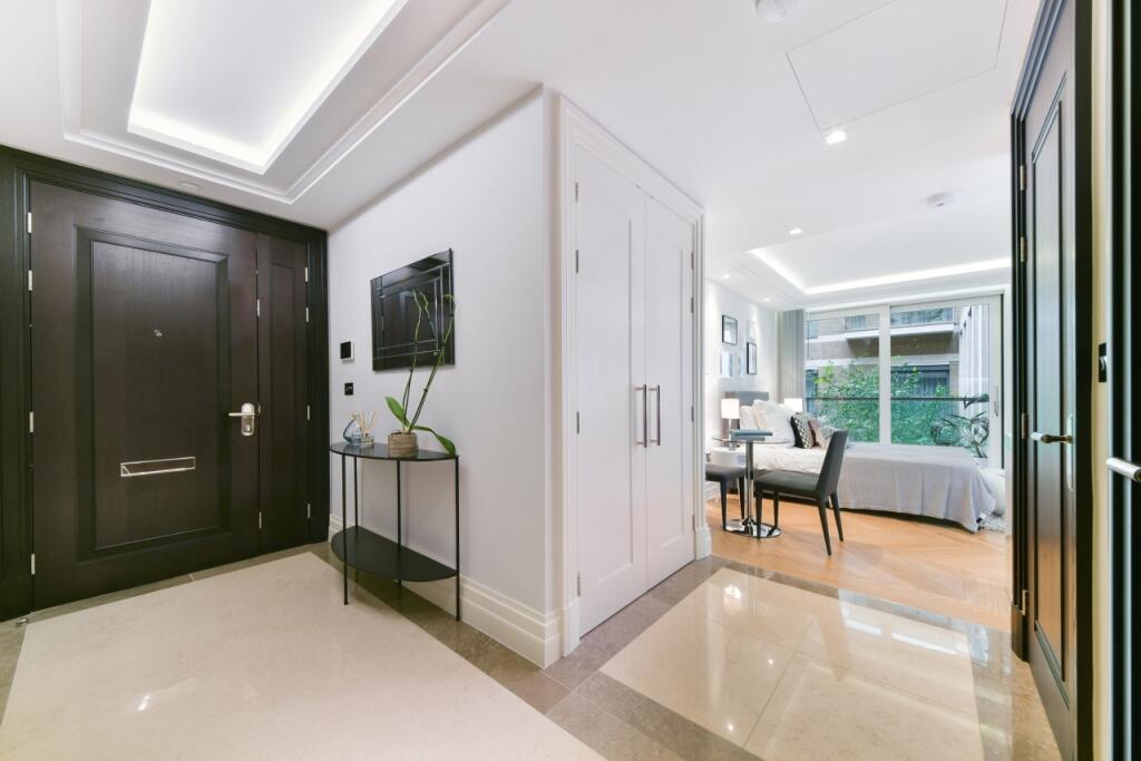 Living Area - Wren H
