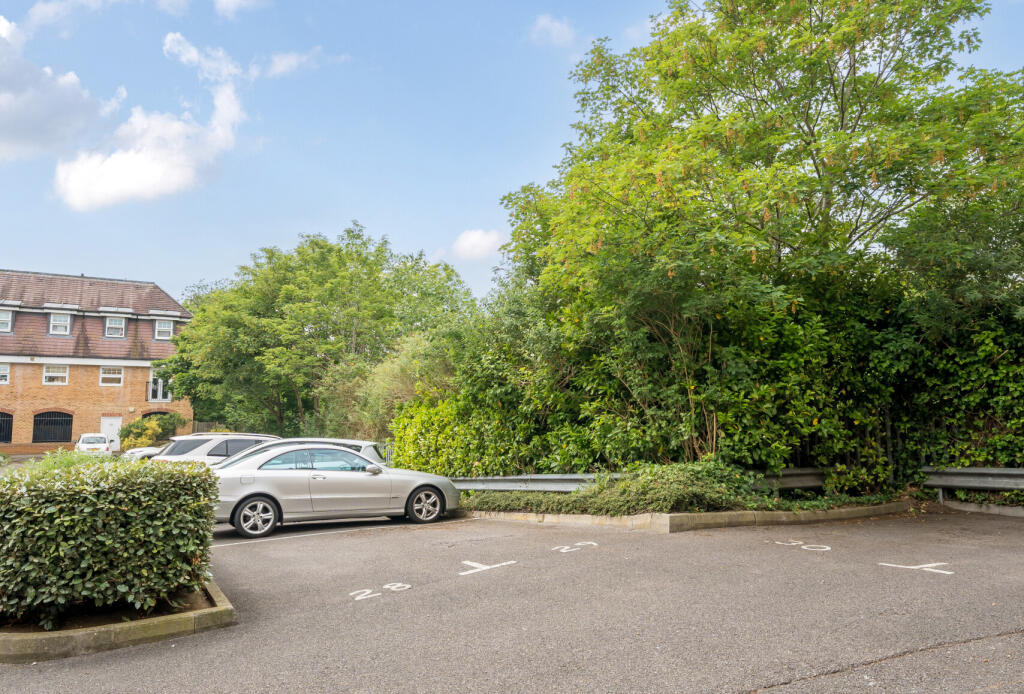 1302015-14-6846ca...