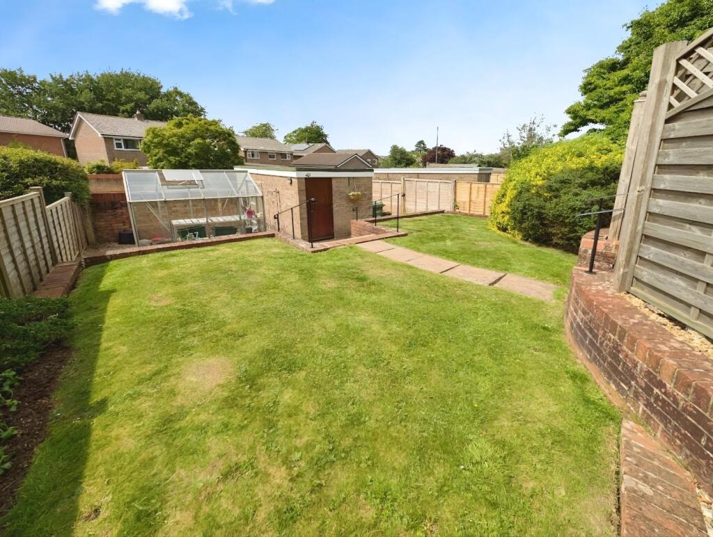 7ac81ab1-garden 203.jpg