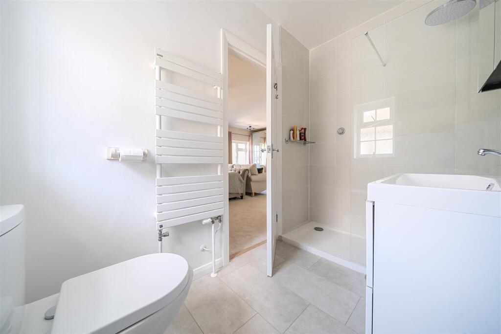 Ensuite To Bedroom One