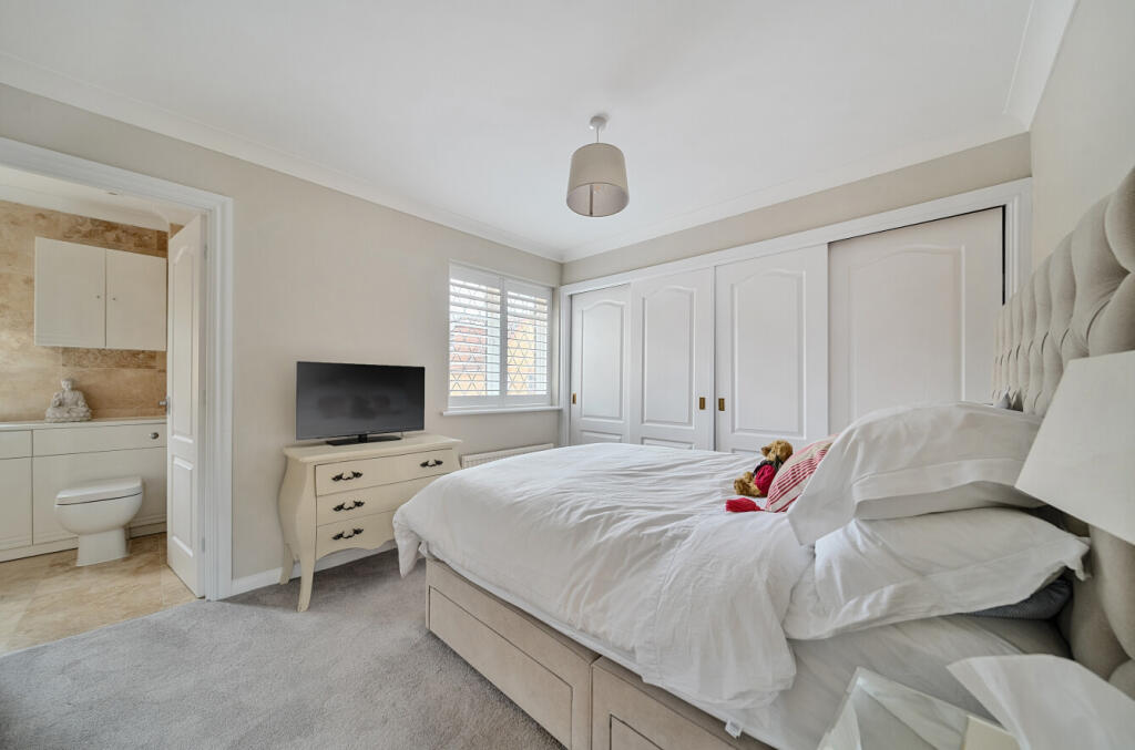 1300038-8-68358cc...